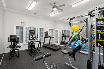Newnan crossing strength & cardio center